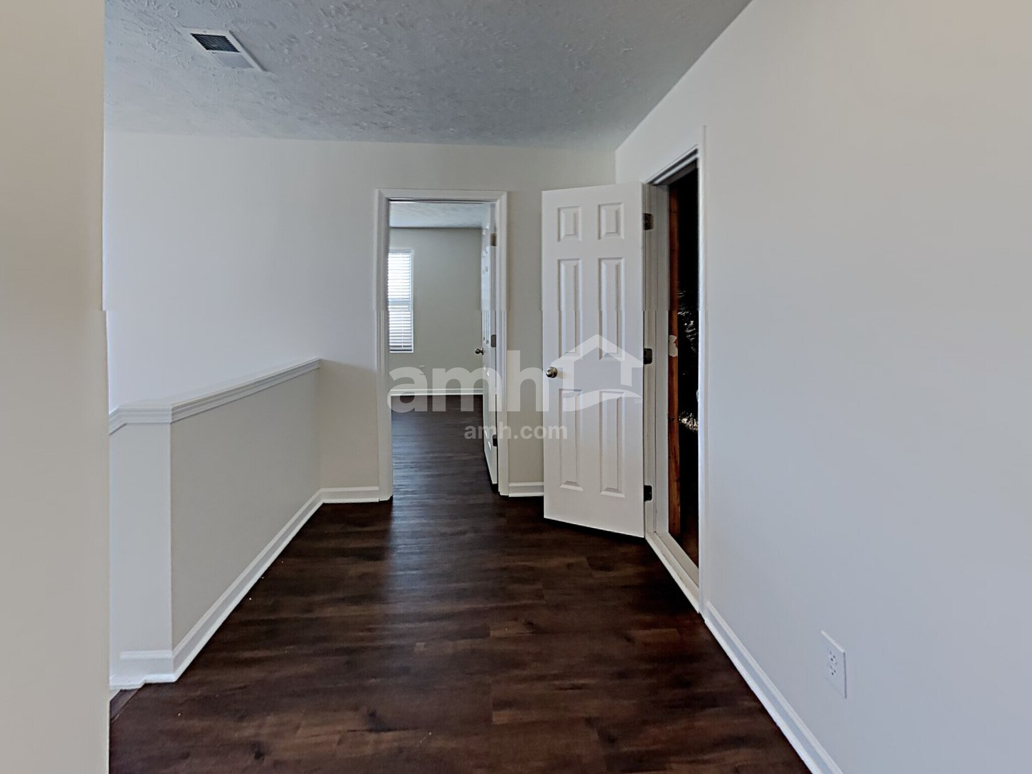Building Photo - 3409 Boxelder Wy