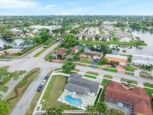 Building Photo - 1650 NW 114th Ave