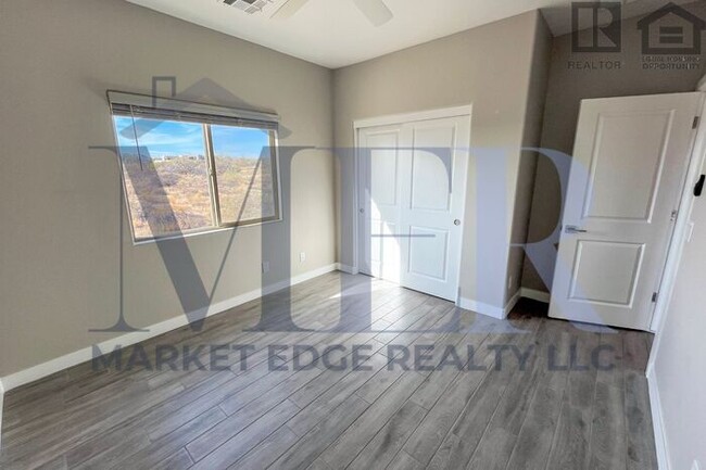 Building Photo - 3Bed/2Bath Home in North Scottsdale! $399 ...