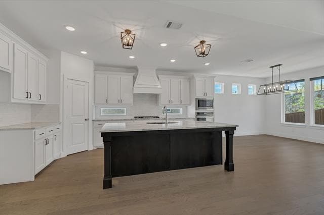 Building Photo - 7121 Talon Dr