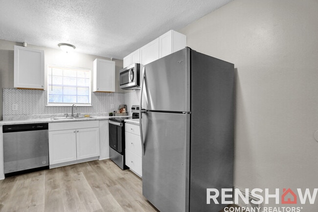 Building Photo - 3660 Rhodes Ave