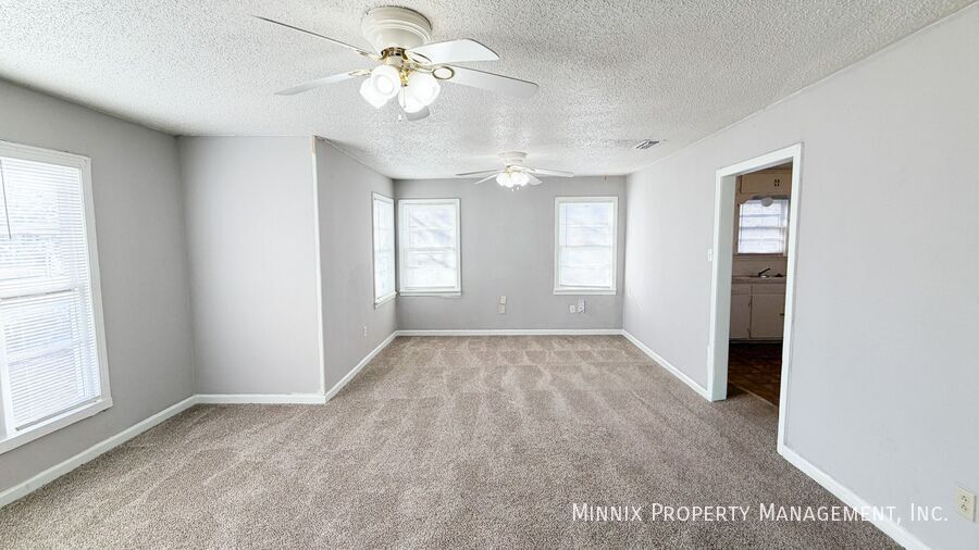 Building Photo - 4010 32nd St