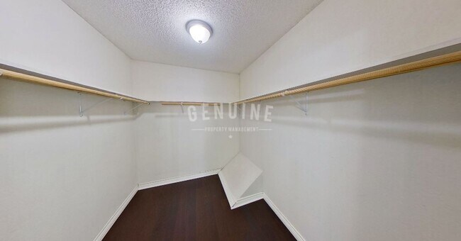 Building Photo - 11021 Cobblestone Ln