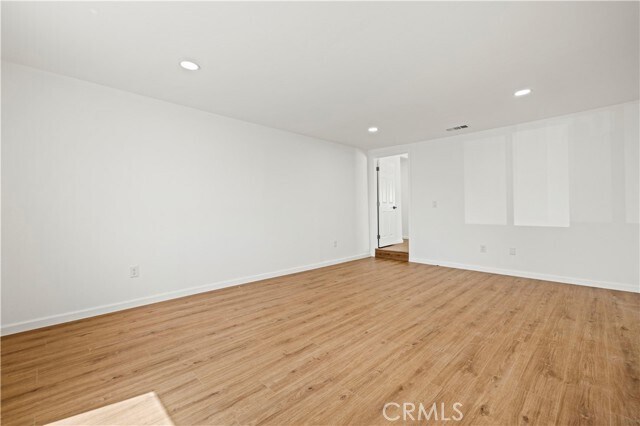 Building Photo - 11549 Kagel Canyon St