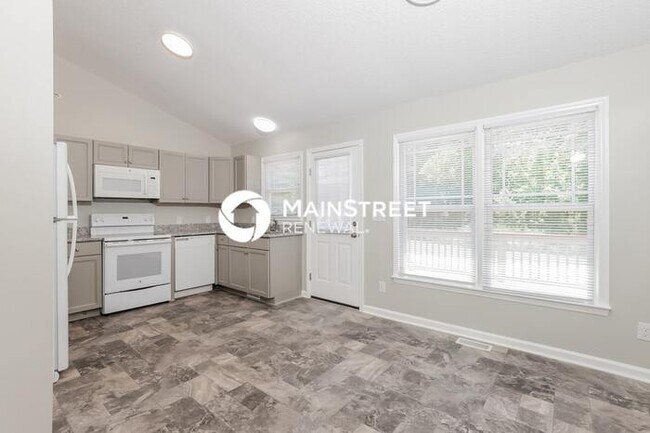 Building Photo - 3 Bedroom Pet-Friendly Home in CLAYTON, NC with Main Street Renewal