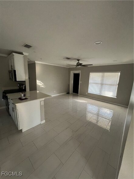 Building Photo - 156 Brooks Rd