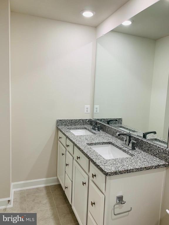 Building Photo - 12884 Sunrise Ridge Aly