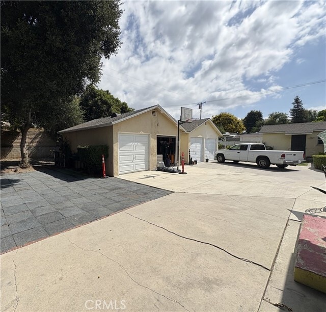 Building Photo - 441 W McKinley Ave