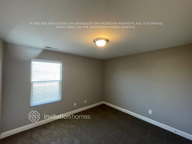 Building Photo - 5377 Roberta Crossing Dr