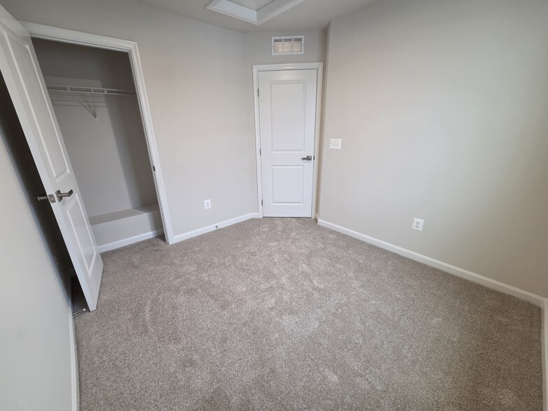 Building Photo - 3346 Marble Loop