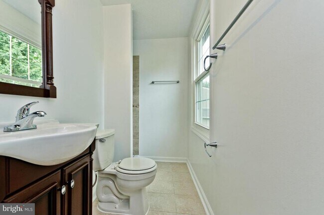 Building Photo - 8100 Irwell Ct