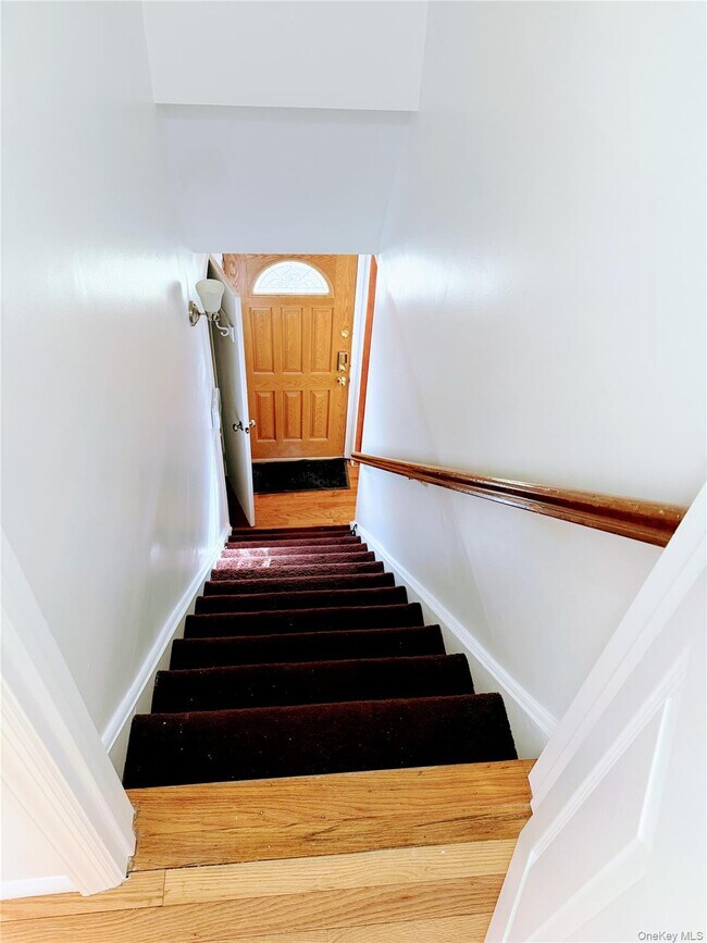 Building Photo - 7 Grange St