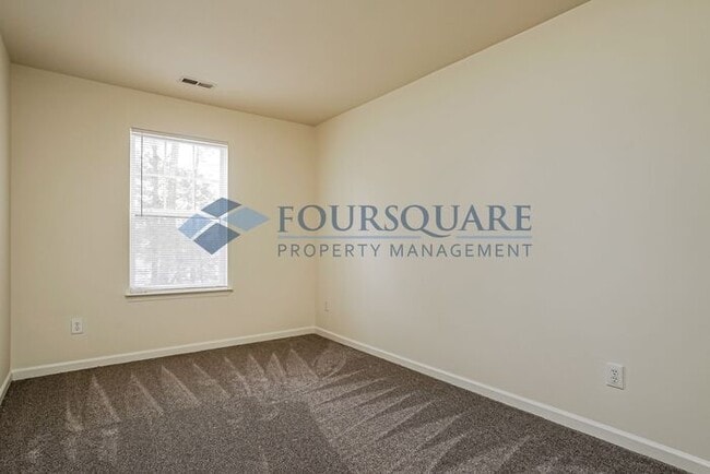 Building Photo - 3-Story Townhome with Open Floor Plan & Private Primary Suite  and Easy Access to I-440, I-40 & I...