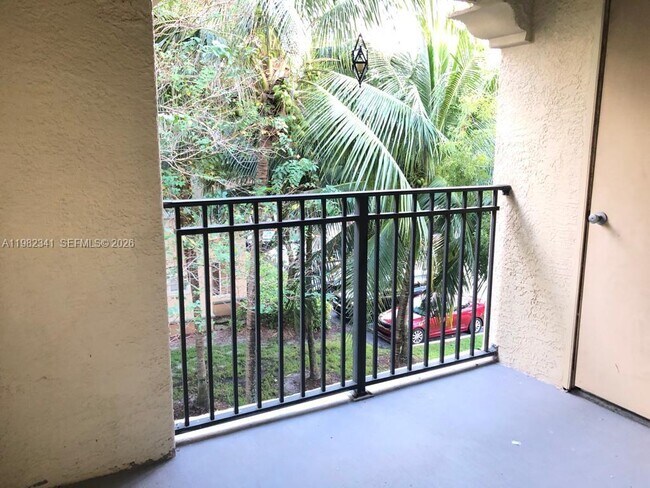 Building Photo - 2544 Centergate Dr