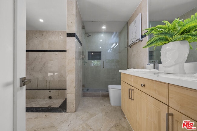 Building Photo - 3453 Green Vista Dr