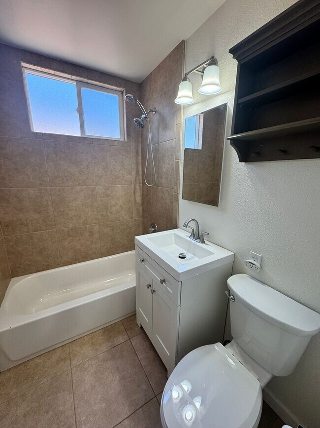 Building Photo - 6150-6152 Horton Drive