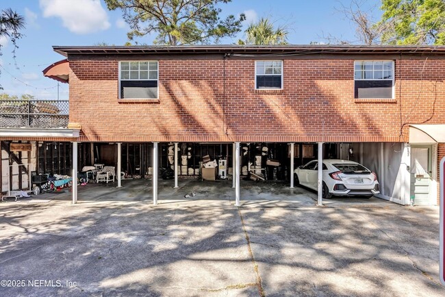 Building Photo - 1731 Flagler Ave