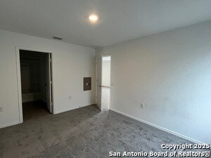 Building Photo - 1035 Janzen Rd