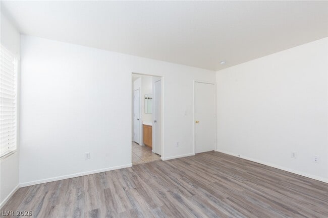 Building Photo - 10667 April Rose Ct