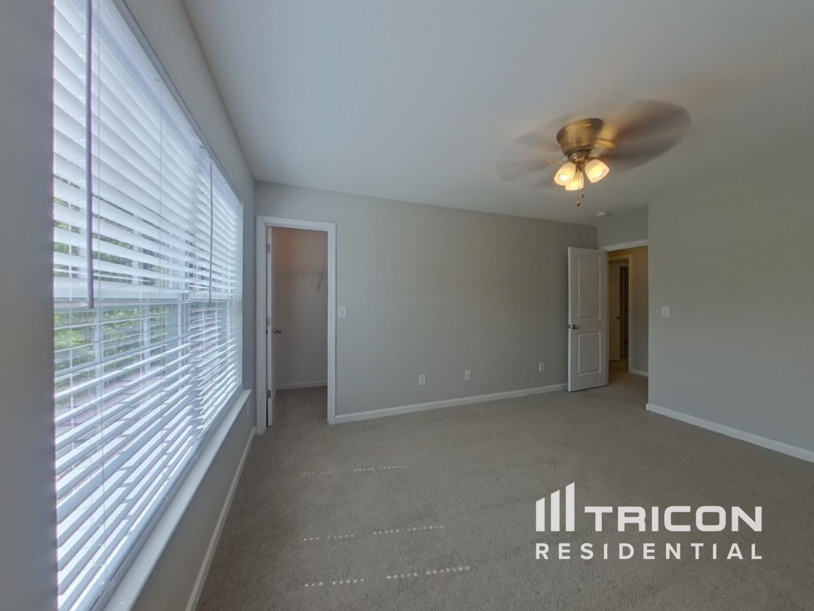 Building Photo - 5936 Sanders Farm Ln