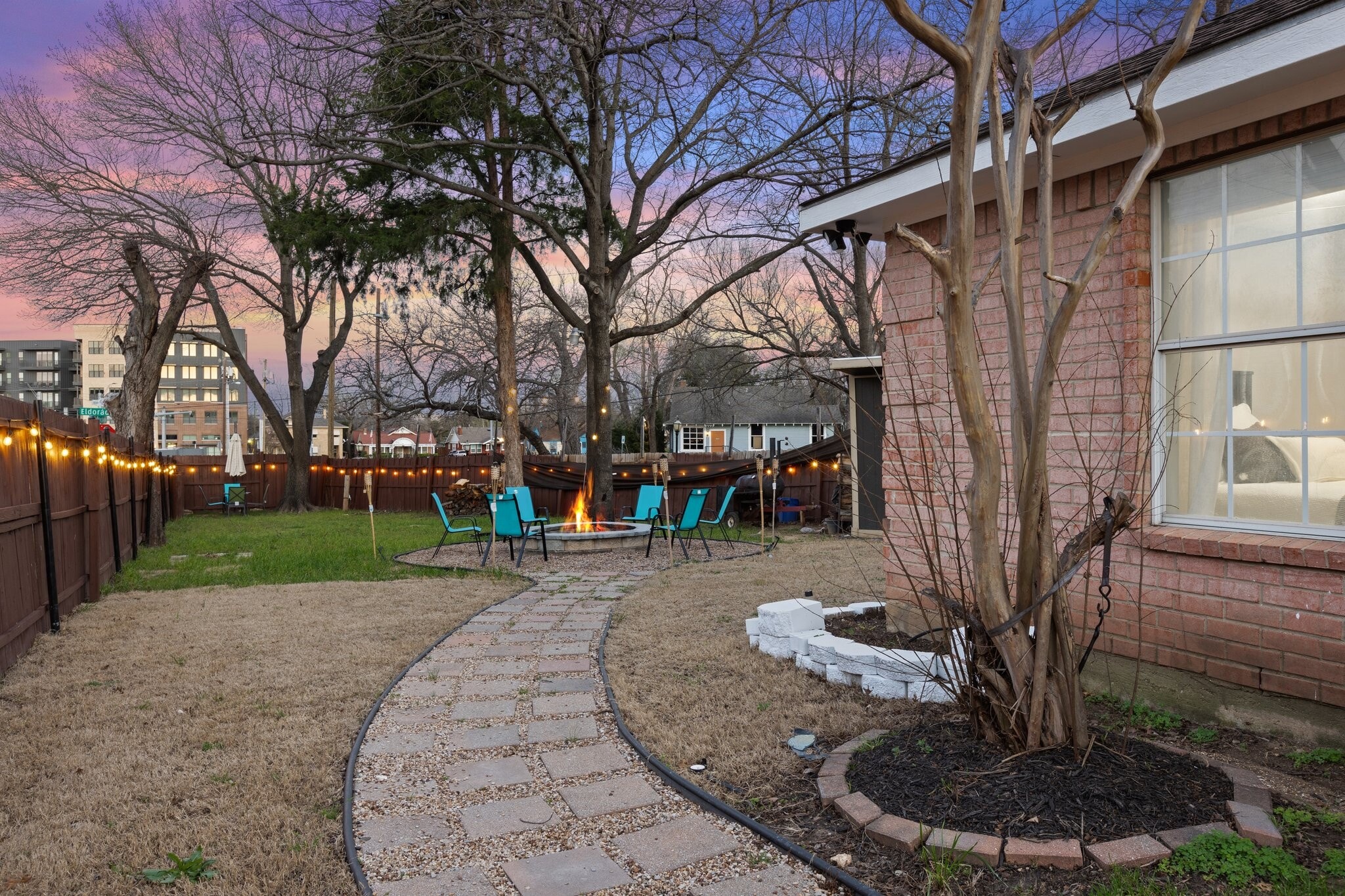 Building Photo - 1047 Eldorado Ave