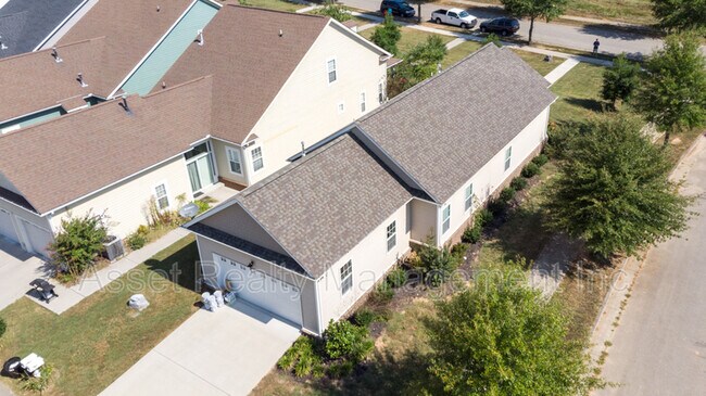 Building Photo - 509 Broadberry Ave