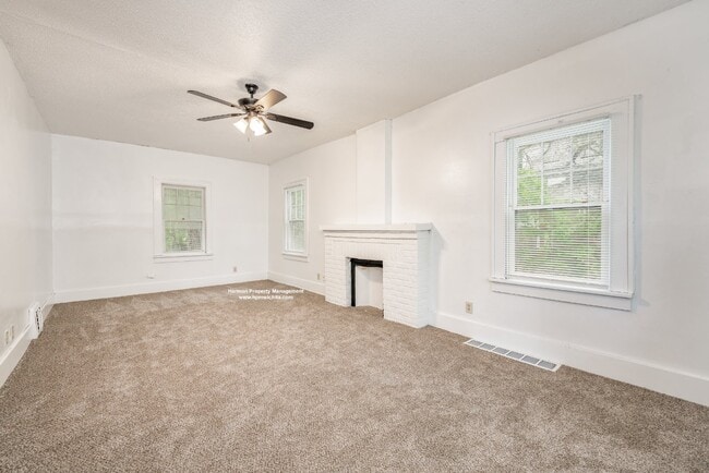 Building Photo - 1622 Fairmount St
