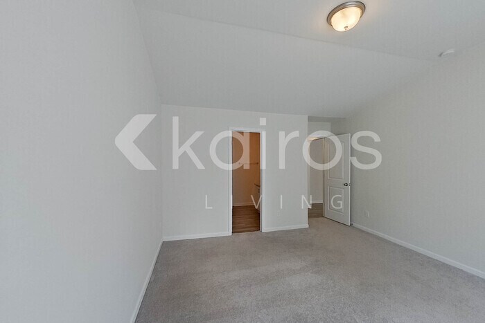 Building Photo - 1151 Silvertrace Dr