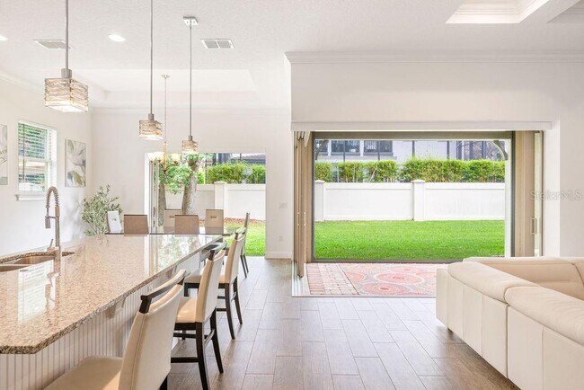 Building Photo - 706 Canopy Estate Dr