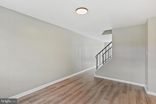 Building Photo - 934 Circle Dr