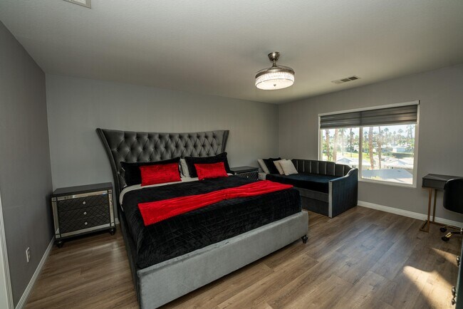 Building Photo - 43247 Fiore St