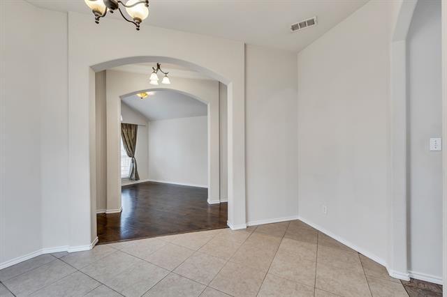 Building Photo - 4917 Woodmeadow Dr