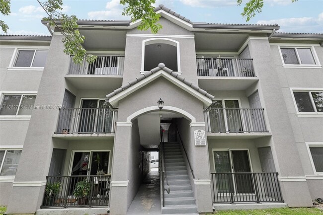 Building Photo - 15470 SW 284th St