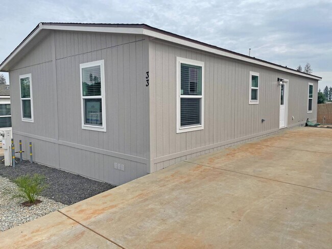 Building Photo - 6656 Pentz Rd