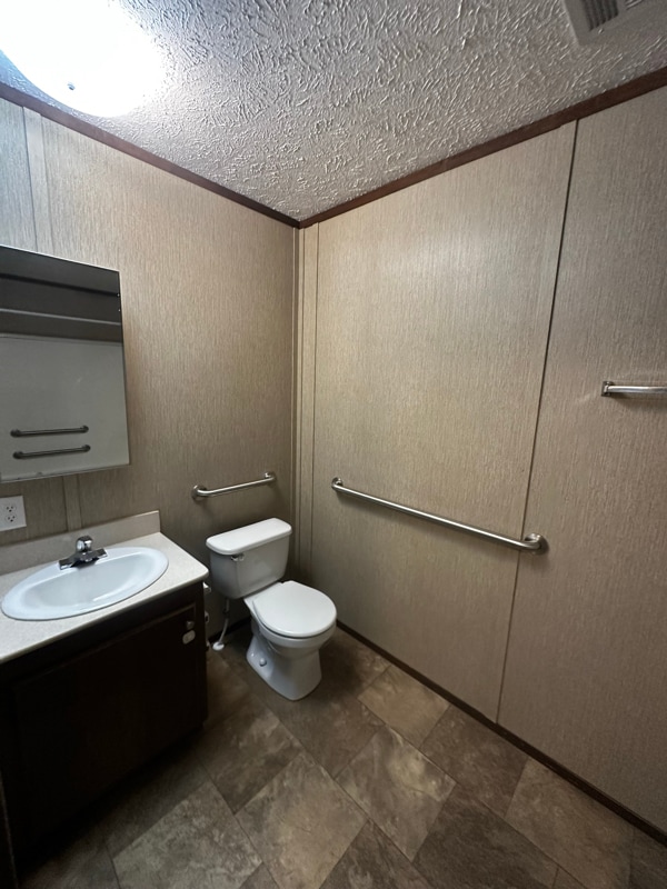 Building Photo - 33230 Walker North Rd