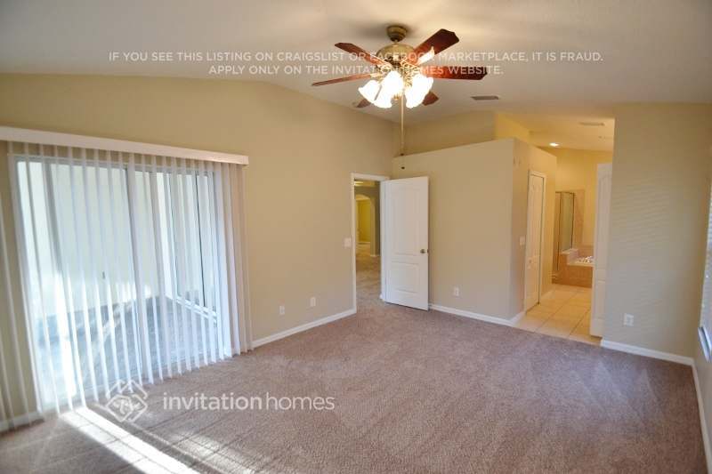 Building Photo - 9803 White Barn Way