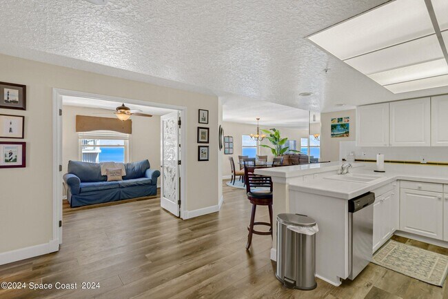 Building Photo - 2805 N Hwy A1A