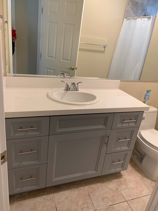 Building Photo - Newer Evergreen home faces neighborhood park - Great Evergreen schools