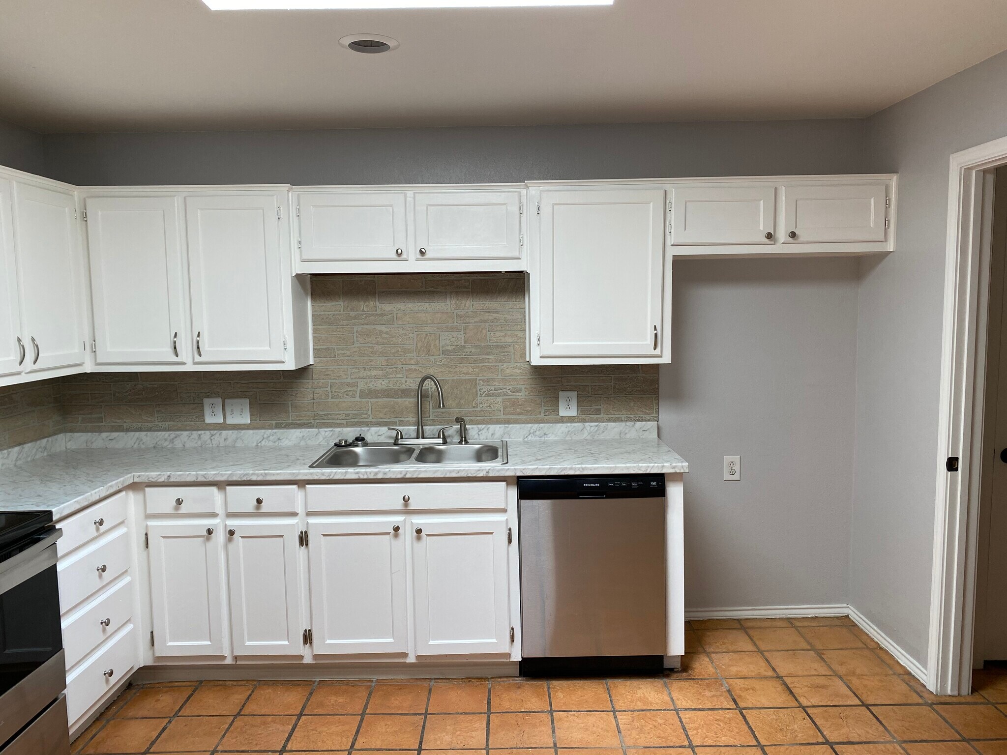 Building Photo - 4528 Lanham St