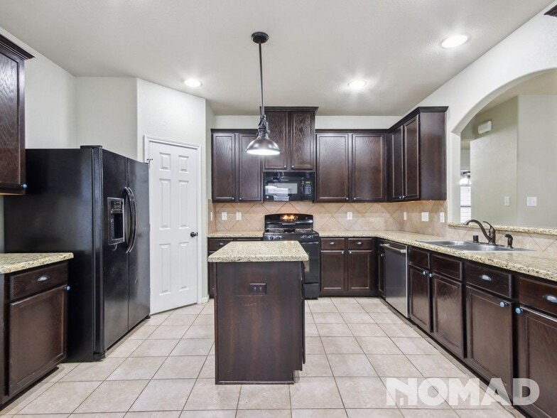 Building Photo - 2331 Grey Reef Dr