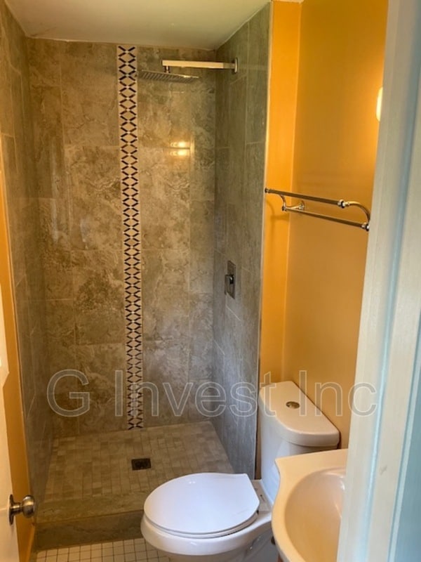 Building Photo - 2351 Emerald Falls Dr