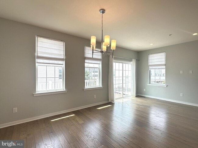 Building Photo - 13 Hedley Ln