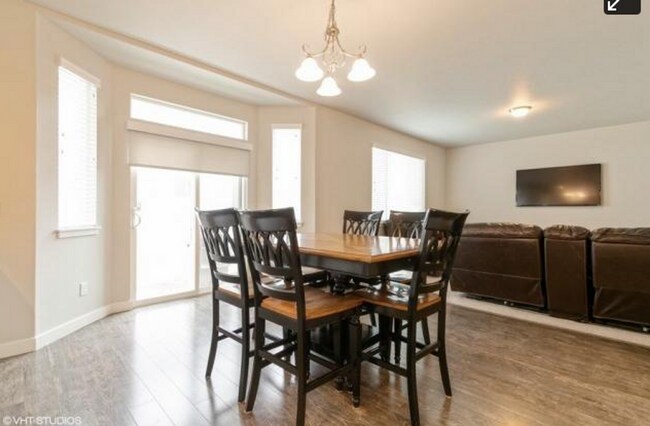 Building Photo - Cute Vineyard Home - Available Mid-August!