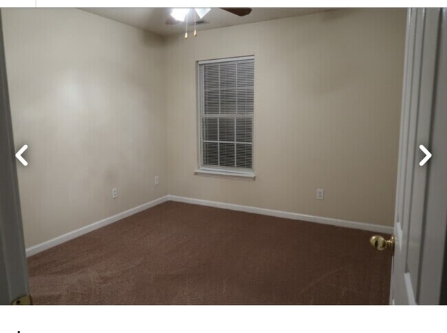 3rd bedroom - 200 Durston Loop