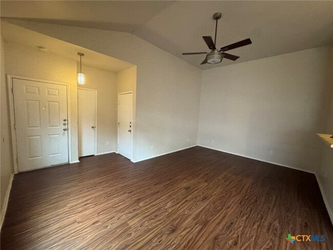 Building Photo - 248 Rosalie Dr