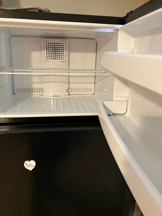 Building Photo - Cozy Camillus Cape