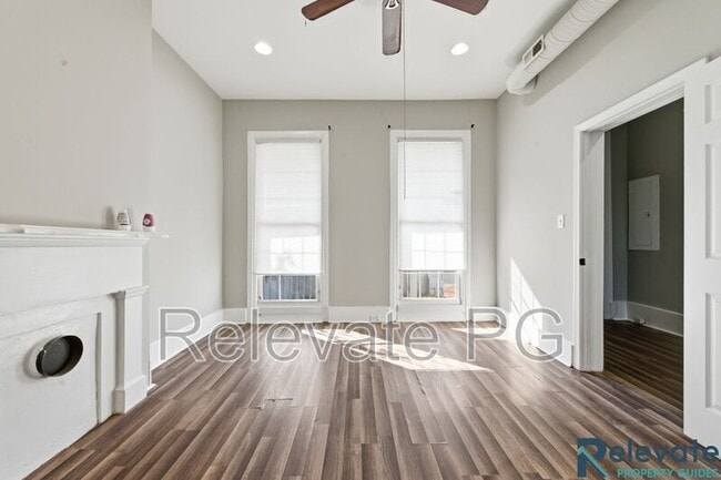 Building Photo - 2820 Q St