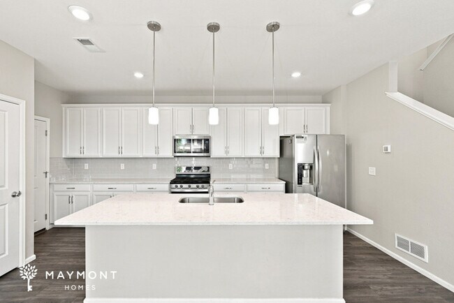 Building Photo - 6073 N Orleans St