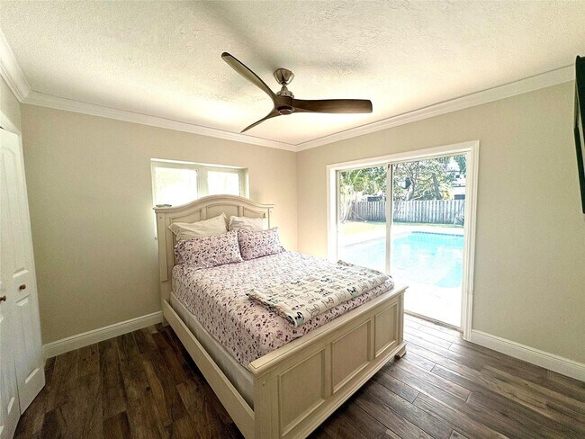 Building Photo - Northeast 26th Avenue, Pompano Beach, FL 33062 - 4 BR 3 BA single-family home
