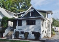 Building Photo - 412 W Foster Ave